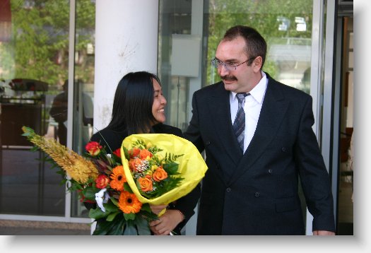 marry_20060424-142152-1.JPG